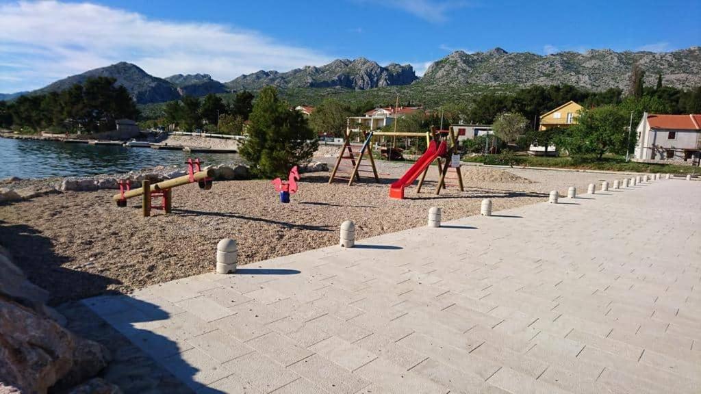 Apartman Bojana Lägenhet Starigrad Paklenica Exteriör bild