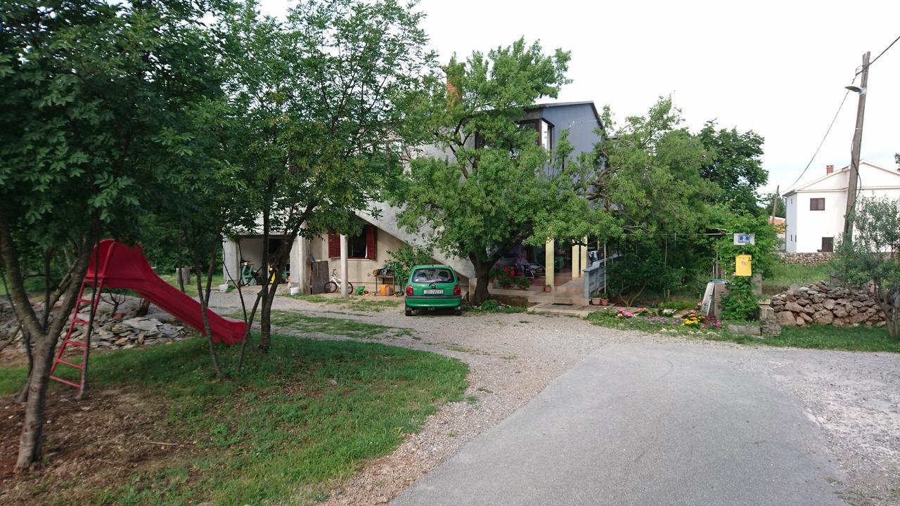 Apartman Bojana Lägenhet Starigrad Paklenica Exteriör bild