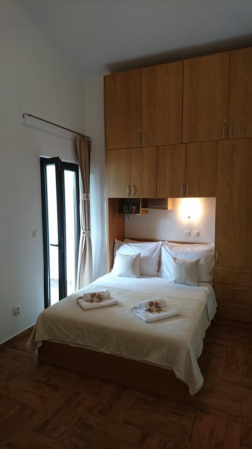 Apartman Bojana Lägenhet Starigrad Paklenica Exteriör bild
