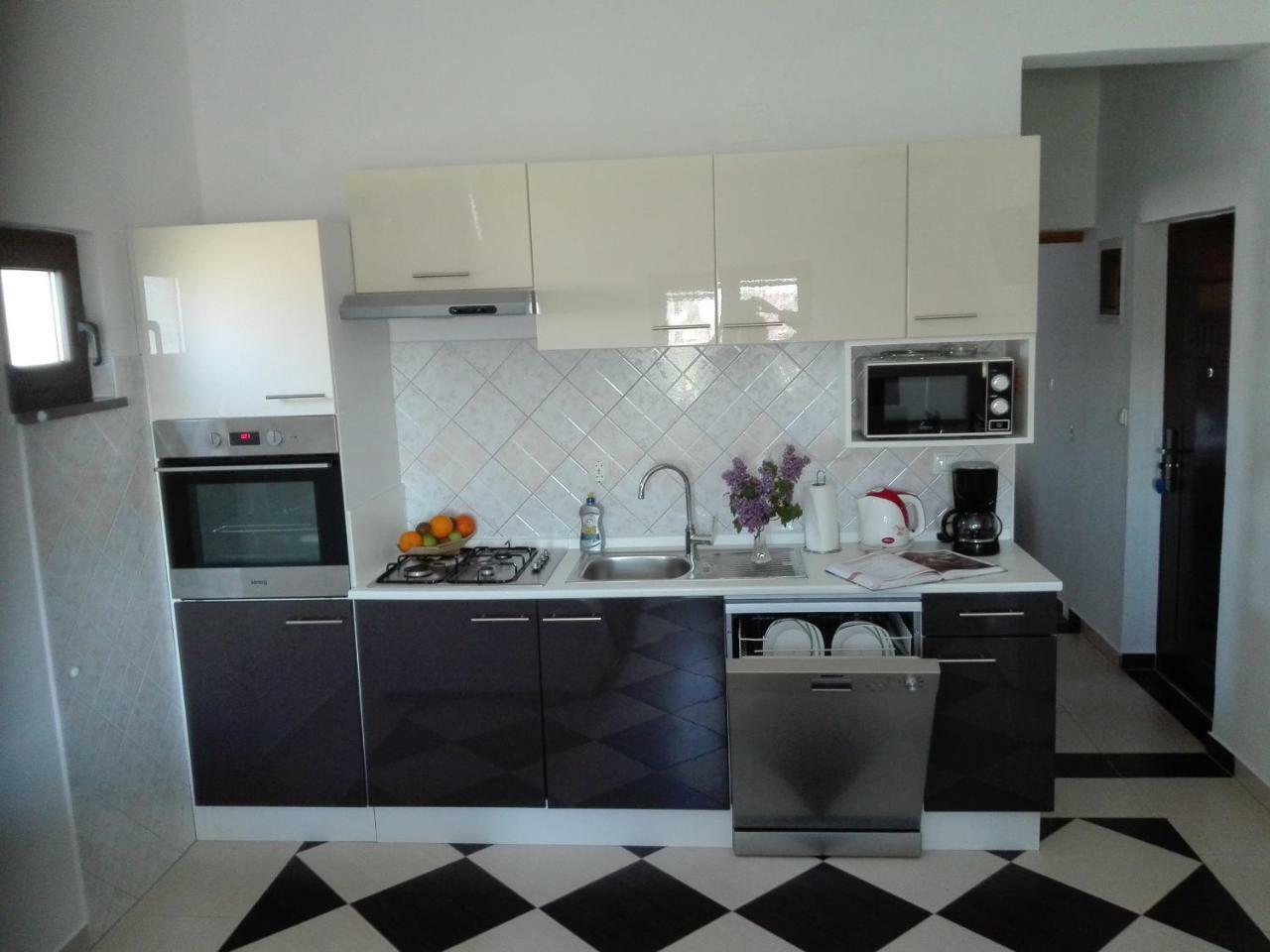 Apartman Bojana Lägenhet Starigrad Paklenica Exteriör bild